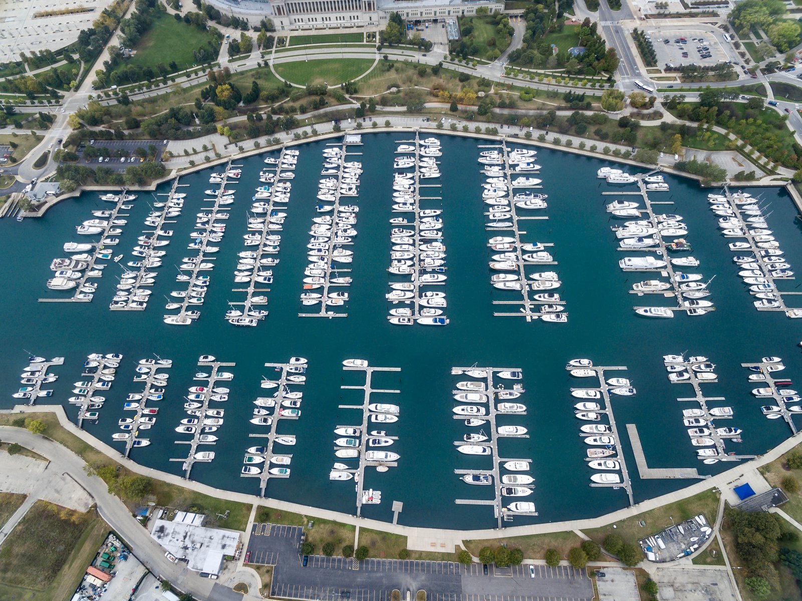 Data Lake  © Marco Verch, Drohnenfoto: Marina und Northerly Island, Lizenz CC BY 2.0